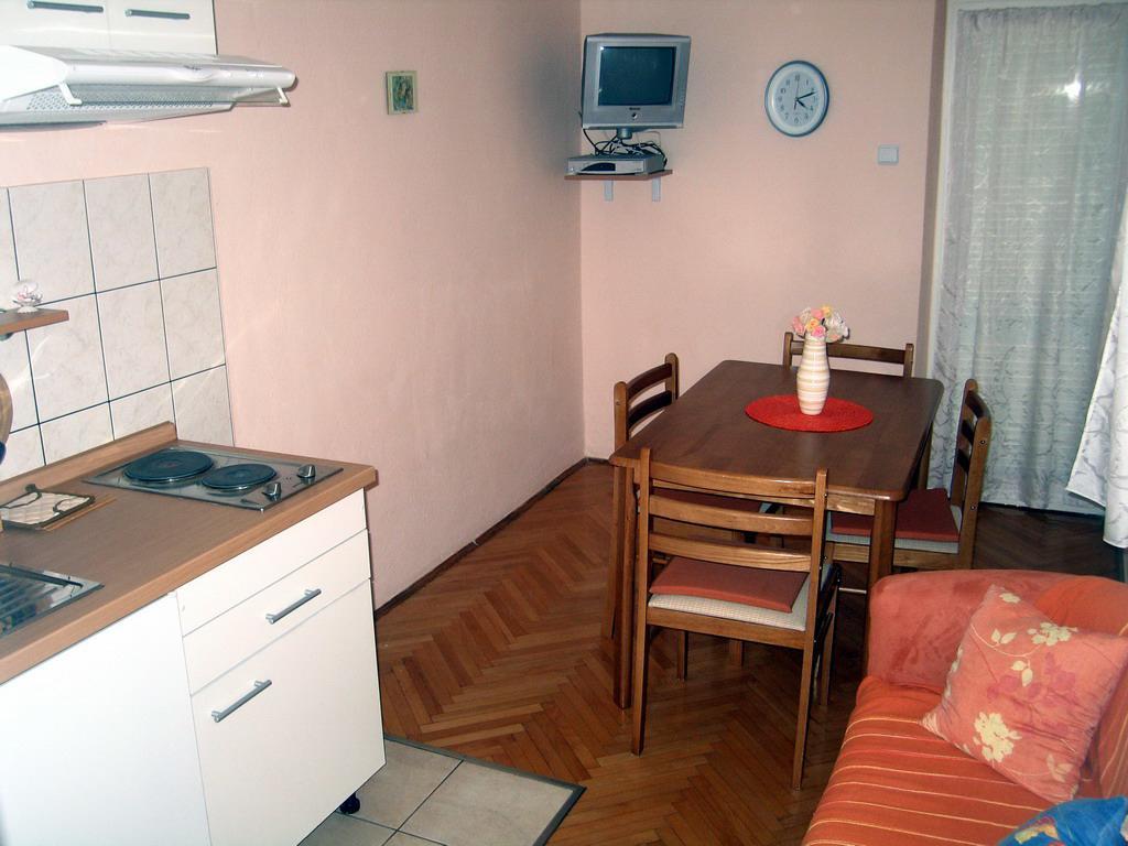 Apartment Madlena Brodarica  Værelse billede